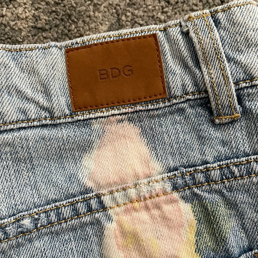 Urban Outfitters BDG High Rise Bleached Out Denim Shorts - Picture 8 of 12